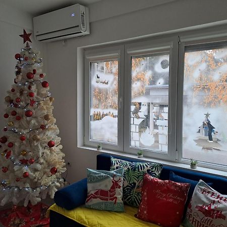 Lili'S Apartment Kumanovo Bagian luar foto