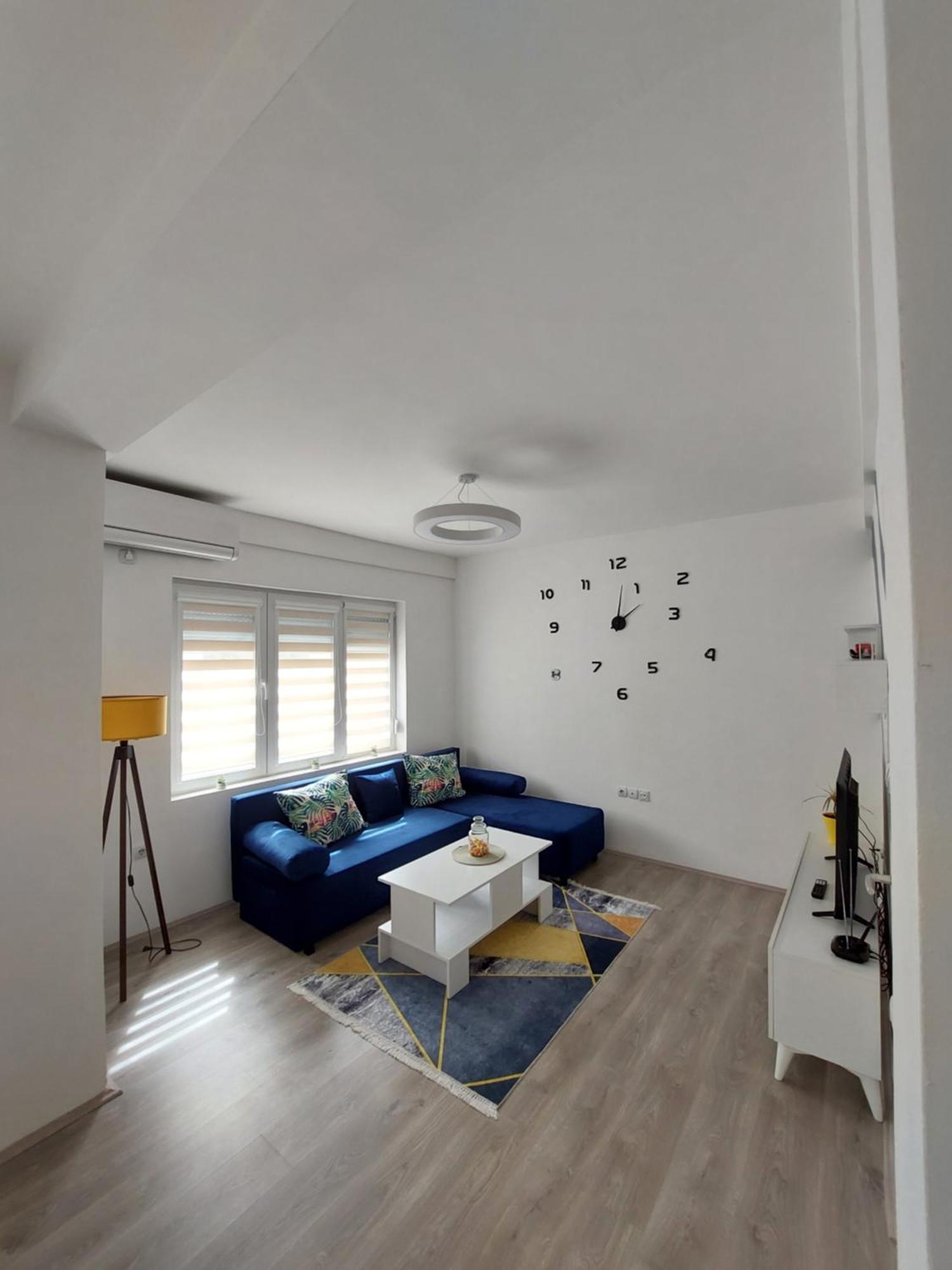 Lili'S Apartment Kumanovo Bagian luar foto