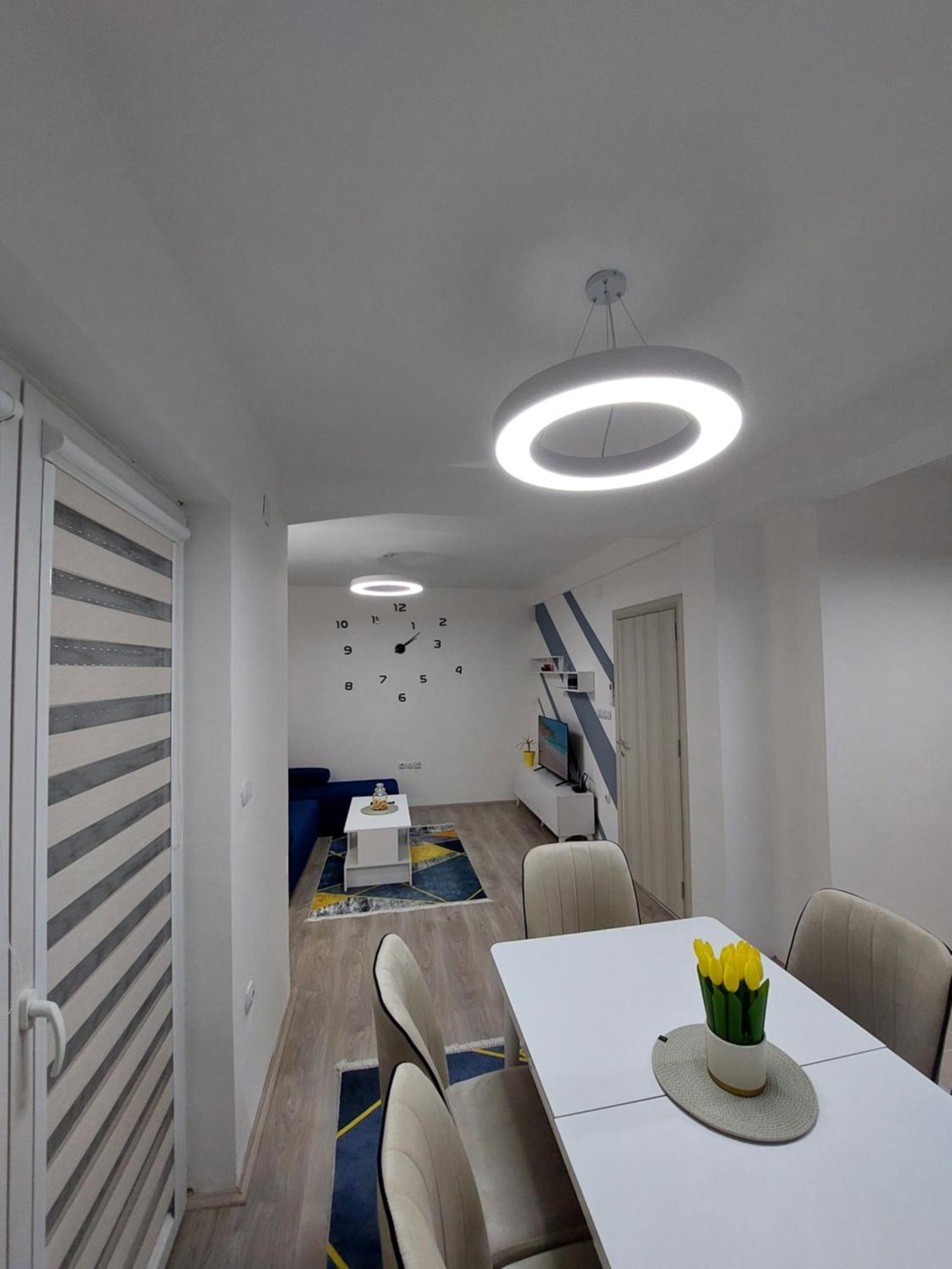 Lili'S Apartment Kumanovo Bagian luar foto