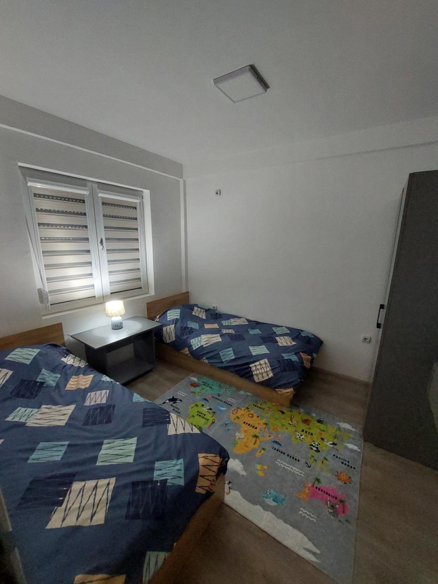 Lili'S Apartment Kumanovo Bagian luar foto