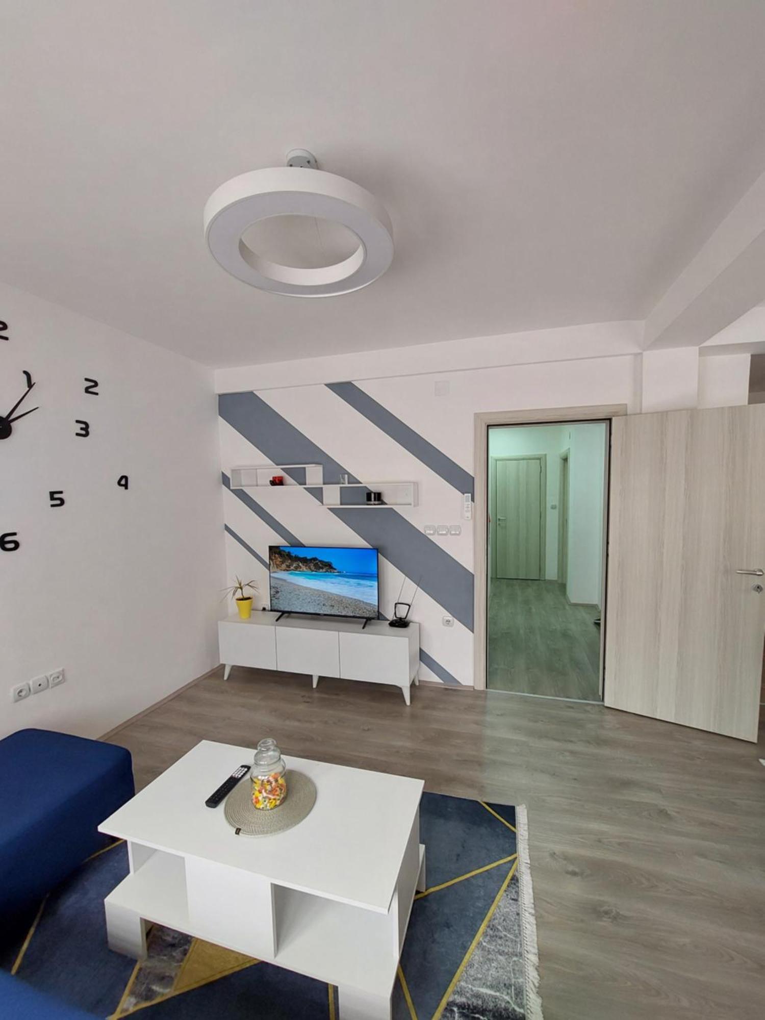Lili'S Apartment Kumanovo Bagian luar foto